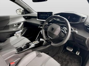 Peugeot 2008 1.2 Hybrid 145 GT 5dr e-DSC6