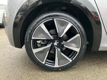 Peugeot 208 100kW GT 50kWh 5dr Auto