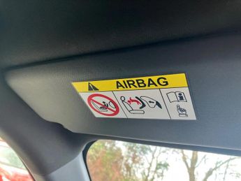 Peugeot 2008 100kW GT 50kWh 5dr Auto