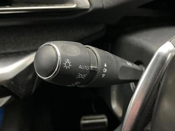 Peugeot 3008 1.5 BlueHDi Allure Premium+ 5dr EAT8