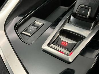 Peugeot 3008 1.5 BlueHDi Allure Premium+ 5dr EAT8