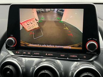 Nissan Juke 1.6 Hybrid N-Connecta 5dr Auto