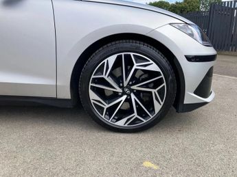 Hyundai Ioniq 6 168kW Ultimate 77kWh 4dr Auto