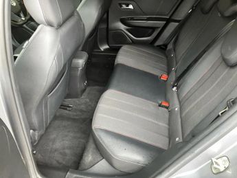 Vauxhall Mokka 100kW SRi Premium 50kWh 5dr Auto