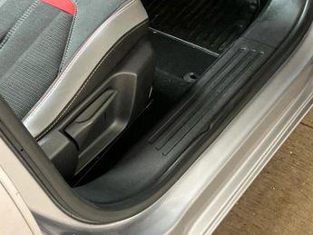 Vauxhall Mokka 100kW SRi Premium 50kWh 5dr Auto