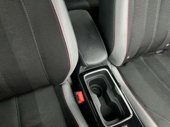 Vauxhall Mokka 100kW SRi Premium 50kWh 5dr Auto