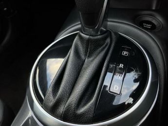 Nissan Juke 1.6 Hybrid N-Connecta 5dr Auto