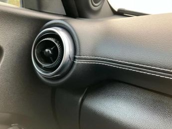 Nissan Juke 1.6 Hybrid N-Connecta 5dr Auto