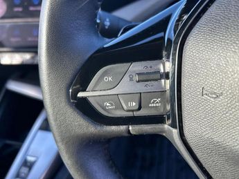 Peugeot 308 1.2 PureTech Allure Premium 5dr EAT8