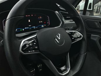 Volkswagen Tiguan 2.0 TSI 4Motion R-Line 5dr DSG