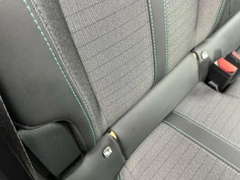 Peugeot 208 100kW Allure Premium + 50kWh 5dr Auto
