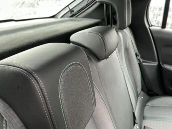 Peugeot 208 100kW Allure Premium + 50kWh 5dr Auto