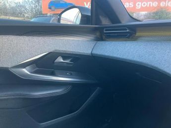 Peugeot 3008 157kW GT 73kWh 5dr Auto