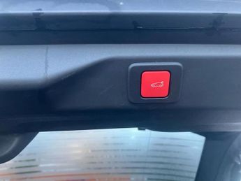 Peugeot 3008 157kW GT 73kWh 5dr Auto