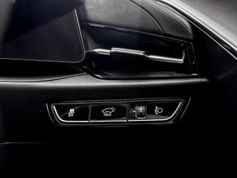 Kia Niro 150kW 4 65kWh 5dr Auto