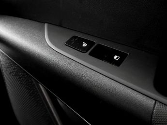 Kia Niro 150kW 4 65kWh 5dr Auto