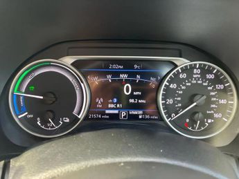 Nissan Juke 1.6 Hybrid N-Connecta 5dr Auto