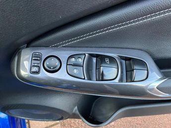 Nissan Juke 1.6 Hybrid N-Connecta 5dr Auto