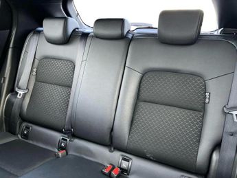 Nissan Juke 1.6 Hybrid N-Connecta 5dr Auto