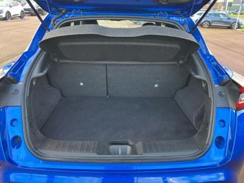 Nissan Juke 1.6 Hybrid N-Connecta 5dr Auto
