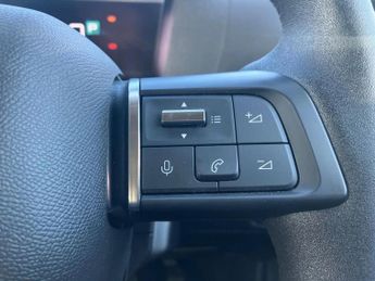 Citroen C4 100kW Shine Plus 50kWh 5dr Auto