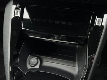 Peugeot 208 115kW GT 51kWh 5dr Auto