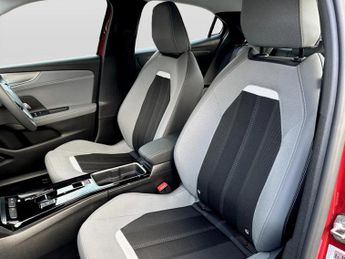 Vauxhall Mokka 100kW Design 50kWh 5dr Auto