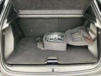 Peugeot 2008 100kW Allure Premium 50kWh 5dr Auto