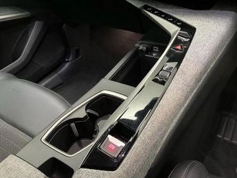 Peugeot 3008 157kW Allure 73kWh 5dr Auto