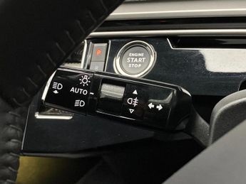 Peugeot 3008 157kW Allure 73kWh 5dr Auto