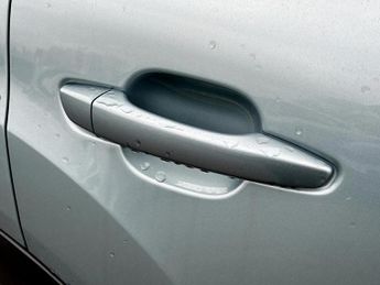 Citroen C4 100kW Shine Plus 50kWh 5dr Auto