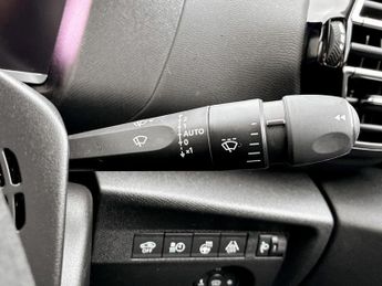 Citroen C4 100kW Shine Plus 50kWh 5dr Auto