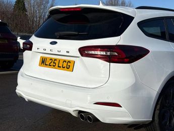 Ford Focus 1.0 EcoBoost Hybrid mHEV 155 ST-Line 5dr Auto