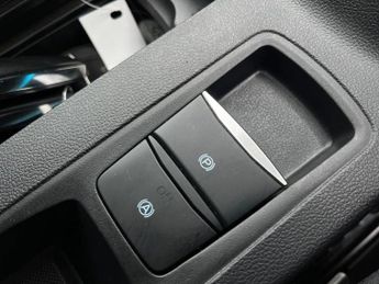 Ford Focus 1.0 EcoBoost Hybrid mHEV 155 Active X 5dr Auto