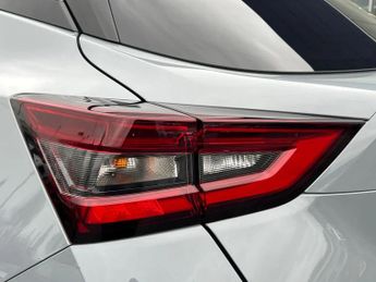 Nissan Juke 1.6 Hybrid N-Connecta 5dr Auto