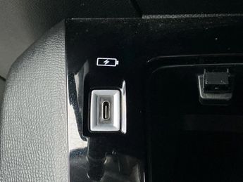 Peugeot 2008 100kW Allure Premium+ 50kWh 5dr Auto