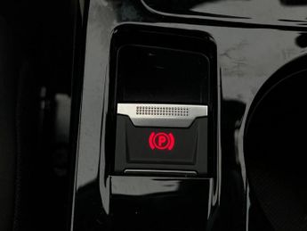 Peugeot 2008 100kW Allure Premium+ 50kWh 5dr Auto