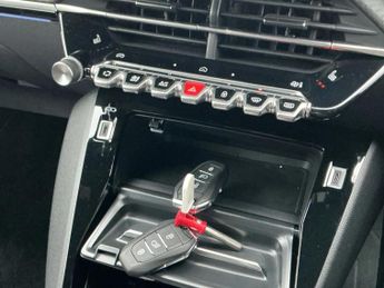 Peugeot 208 115kW GT 51kWh 5dr Auto