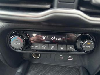 Nissan Juke 1.6 Hybrid Acenta Premium 5dr Auto