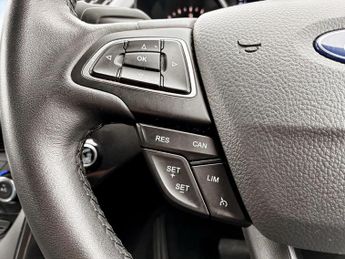 Ford Kuga 1.5 TDCi Titanium 5dr Auto 2WD