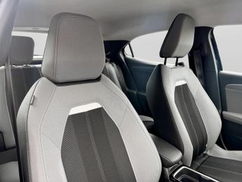 Vauxhall Mokka 100kW Design 50kWh 5dr Auto