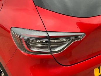 Renault Clio 1.6 E-TECH full hybrid 145 Techno 5dr Auto