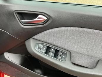 Renault Clio 1.6 E-TECH full hybrid 145 Techno 5dr Auto