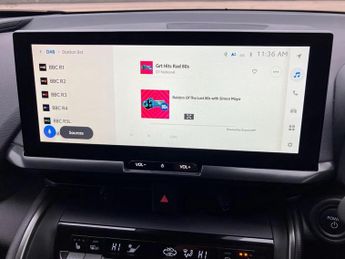 Toyota C-HR 2.0 PHEV Design 5dr CVT