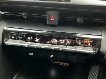 Toyota C-HR 2.0 PHEV Design 5dr CVT