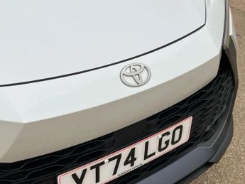 Toyota C-HR 2.0 PHEV Design 5dr CVT