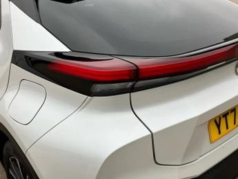 Toyota C-HR 2.0 PHEV Design 5dr CVT