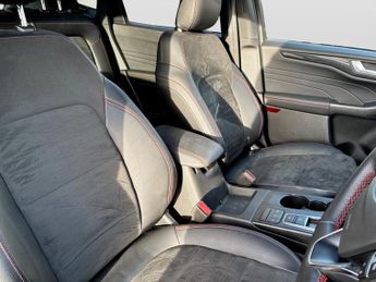 Ford Kuga 2.0 EcoBlue 190 ST-Line X Edition 5dr Auto AWD