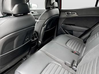 Kia Sportage 1.6T GDi HEV GT-Line S 5dr Auto