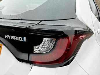 Toyota Yaris 1.5 Hybrid Icon 5dr CVT
